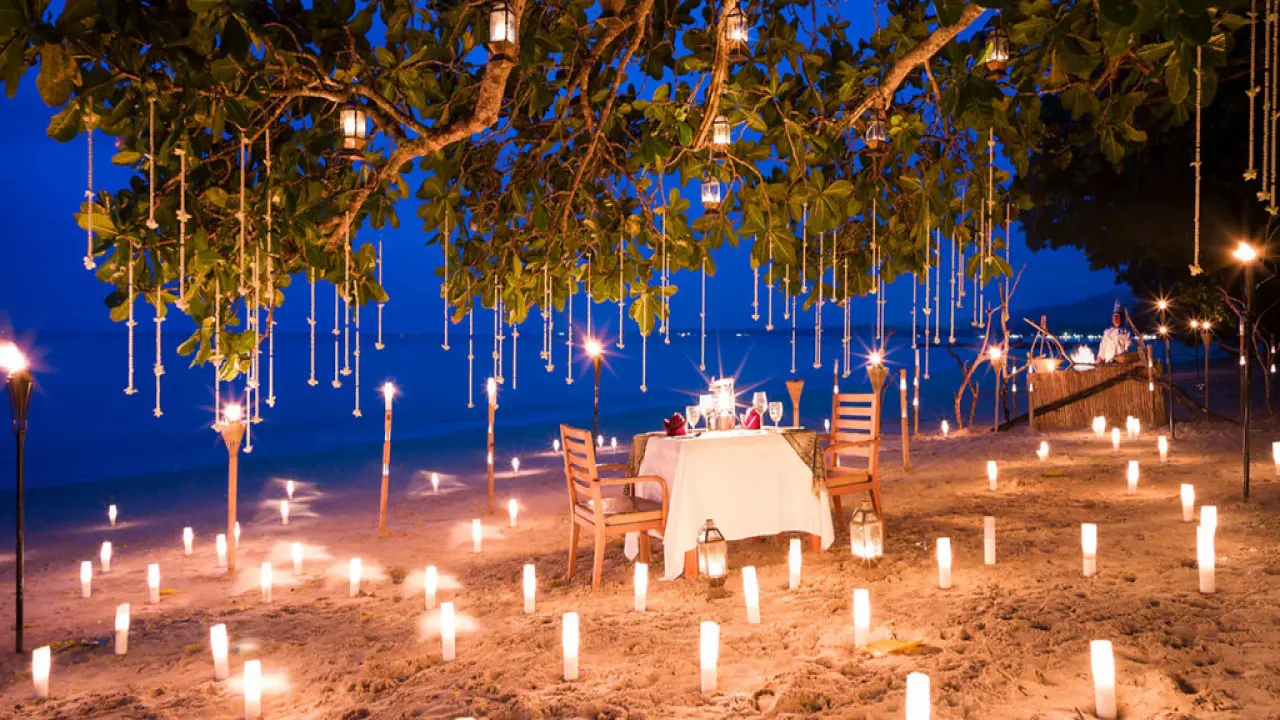 A Foodie's Guide to a Thailand Honeymoon: Eating Your Way to Forever
